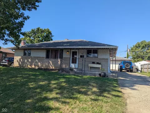 718 Killian Dr, Beech Grove, IN 46107