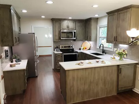 Kitchen - 911 E Greyhound Pass, Carmel, IN 46032 photo 5 of 6