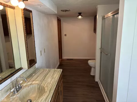 Bath - 607 E Broad St, Spiceland, IN 47385 photo 2 of 2