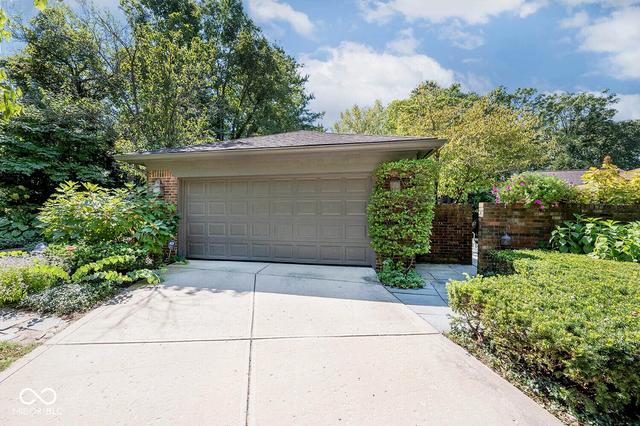 5378 Whisperwood Ln, Indianapolis, IN 46226