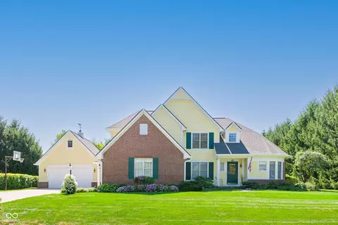 9021 Mallard Pt, Zionsville, IN 46077