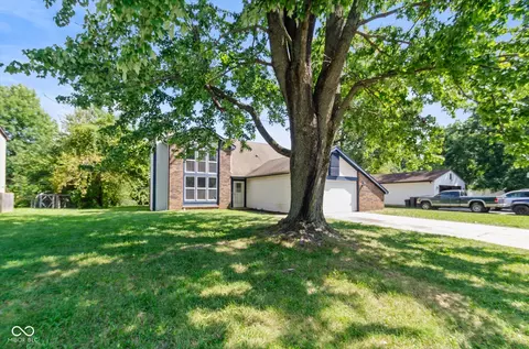 1635 Stacy Lynn Dr, Indianapolis, IN 46231