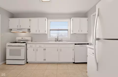 Kitchen - 1617 Section St, Plainfield, IN 46168 photo 1 of 5