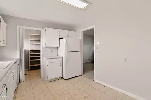 Kitchen - 1617 Section St, Plainfield, IN 46168 photo 4 of 5