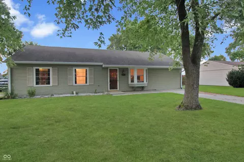 214 Depot Ct, Bargersville, IN 46106