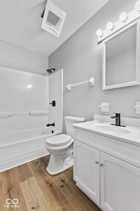 Bath - 3125 Epler Ave, Indianapolis, IN 46227 photo 1 of 1