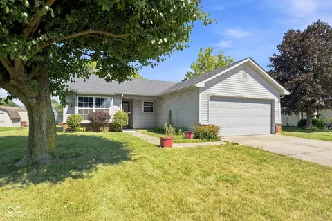 6210 Belfry Way, Indianapolis, IN 46237