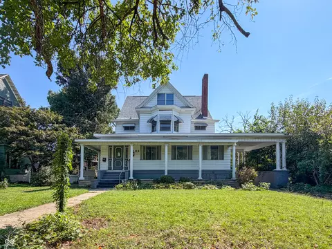 2209 N 9th St, Terre Haute, IN 47804