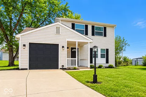 11021 E Amburg Ct, Indianapolis, IN 46235