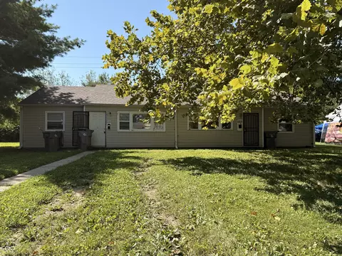 2201 Admiral Dr, Indianapolis, IN 46219