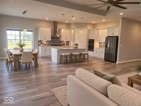 Kitchen - 201 Eagle Dr, Covington, IN 47932 photo 1 of 4