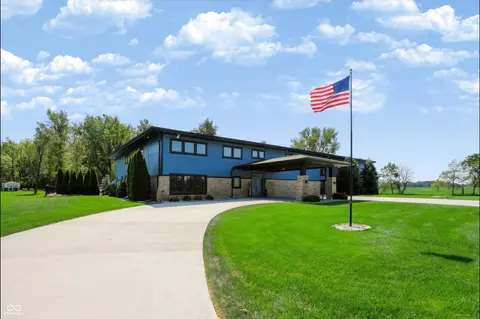 1705 W 246th St, Sheridan, IN 46069