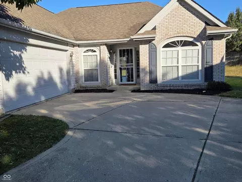 2360 Peter Ct, Indianapolis, IN 46229