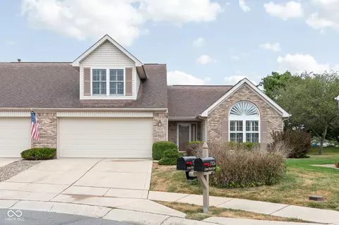 17837 Crown Pointe Ct, Noblesville, IN 46062