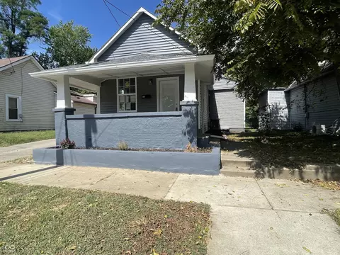 626 W Franklin St, Shelbyville, IN 46176