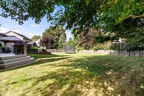 Exterior - 10774 Brixton Ln, Fishers, IN 46037 photo 6 of 8