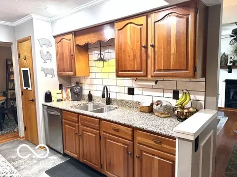 Kitchen - 303 Mattie Harris Rd, Centerville, IN 47330 photo 2 of 3