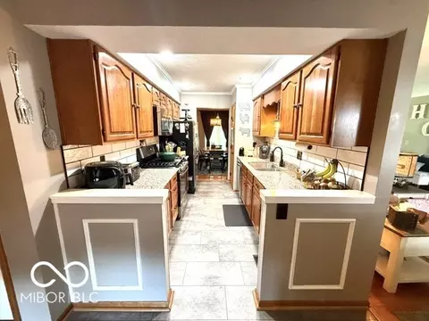 Kitchen - 303 Mattie Harris Rd, Centerville, IN 47330 photo 1 of 3