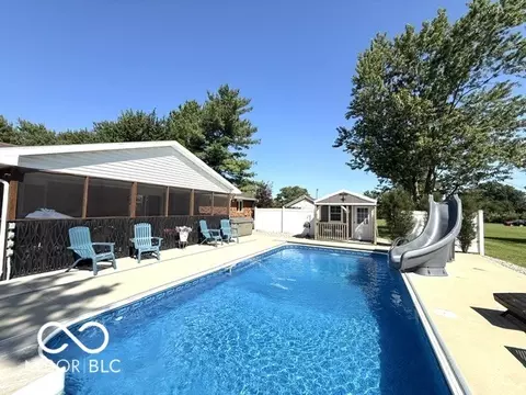 Exterior - 303 Mattie Harris Rd, Centerville, IN 47330 photo 2 of 13