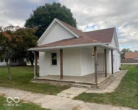 2312 S B St, Elwood, IN 46036