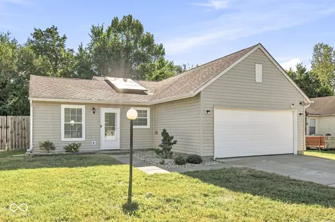 5113 Emmert Dr, Indianapolis, IN 46221