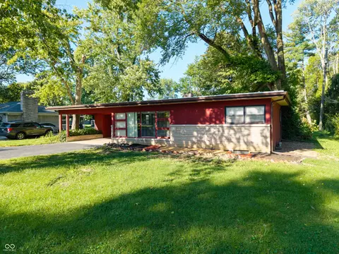 Exterior - 930 Eustis Dr, Indianapolis, IN 46229 photo 2 of 7