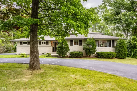 5847 Gloucester Cir, Indianapolis, IN 46220