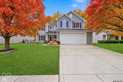 15313 Black Gold Ct, Noblesville, IN 46060