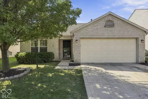 12437 Deerview Dr, Noblesville, IN 46060