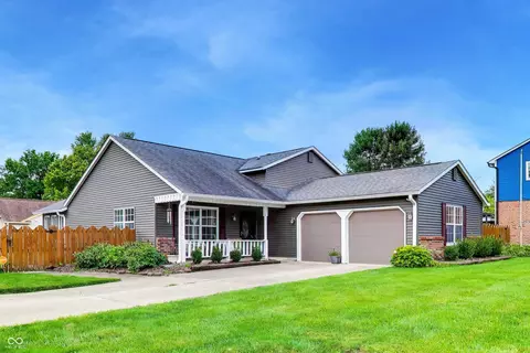 3717 Paddington Ln N, Indianapolis, IN 46268