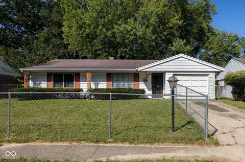 3956 Strathmore Dr, Indianapolis, IN 46235