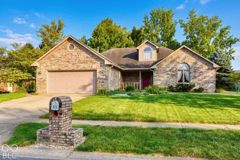 925 Texarkana Dr, Indianapolis, IN 46231
