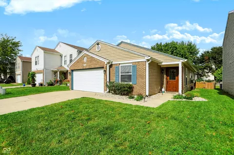 740 Wheatgrass Dr, Greenwood, IN 46143
