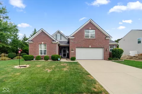 1075 Lazio Ct, Greenwood, IN 46143