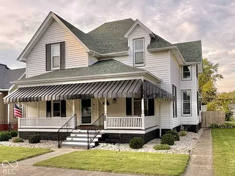 422 W Mechanic St, Shelbyville, IN 46176