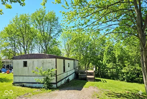 3294 Bradbery, North Vernon, IN 47265