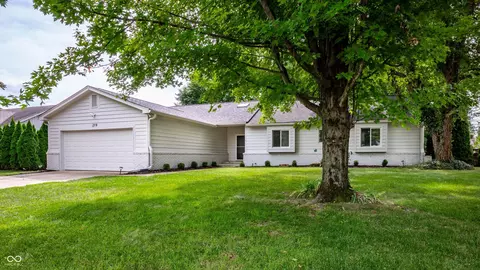 219 Andover Ln, Noblesville, IN 46060