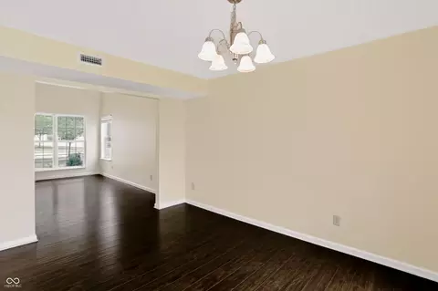 Living - 1617 Maplewood Ln, Pendleton, IN 46064 photo 7 of 9
