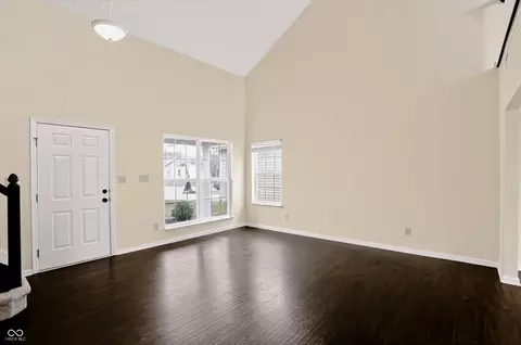 Living - 1617 Maplewood Ln, Pendleton, IN 46064 photo 6 of 9