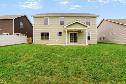 Exterior - 1617 Maplewood Ln, Pendleton, IN 46064 photo 14 of 14