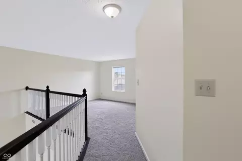 Entry Way - 1617 Maplewood Ln, Pendleton, IN 46064 photo 6 of 9