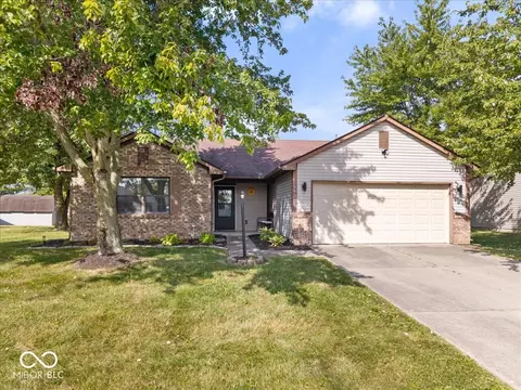 1438 Cumberland Way, Indianapolis, IN 46229