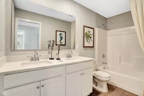 Bath - 11635 Kylemore Dr, Indianapolis, IN 46235 photo 3 of 3