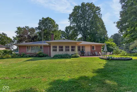 Exterior - 2112 E Memory Ln, Anderson, IN 46013 photo 11 of 14