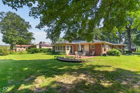 Exterior - 2112 E Memory Ln, Anderson, IN 46013 photo 10 of 14