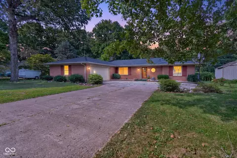 Exterior - 2112 E Memory Ln, Anderson, IN 46013 photo 2 of 14