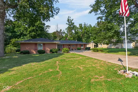 Exterior - 2112 E Memory Ln, Anderson, IN 46013 photo 7 of 14