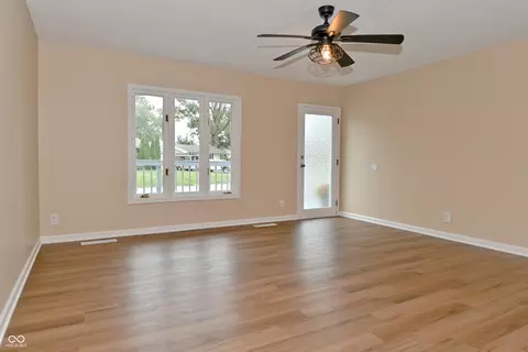 Living - 328 Hancook Rd, Plainfield, IN 46168 photo 2 of 4