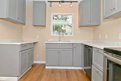 Kitchen - 328 Hancook Rd, Plainfield, IN 46168 photo 3 of 4