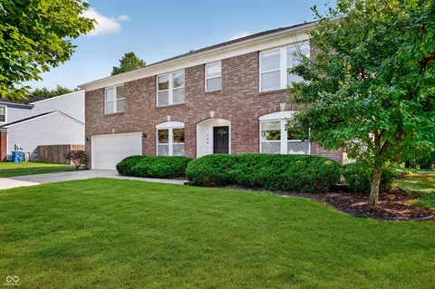 5641 Buck Dr, Noblesville, IN 46062
